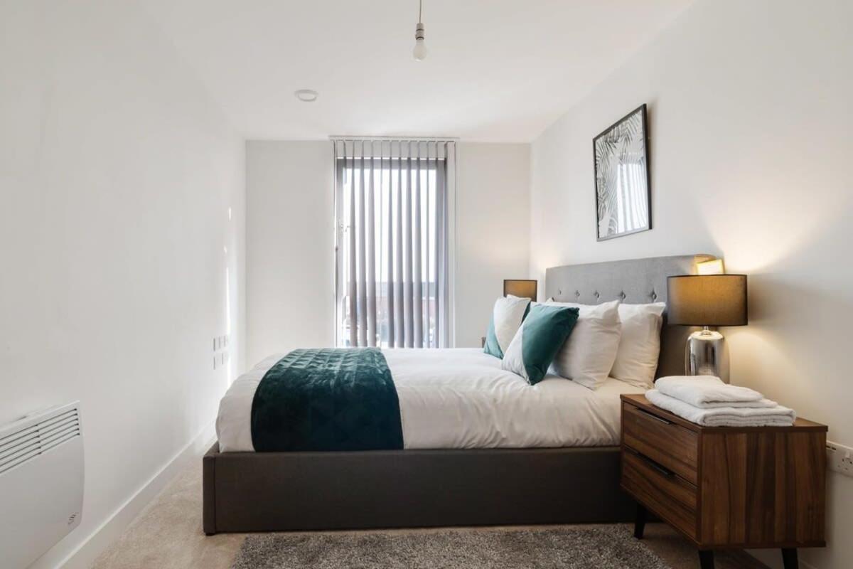 Beautiful 2 Bed Apartment In A Converted Mill Leeds  Exterior photo